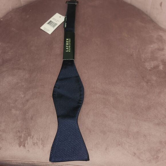 NWT Lauren Ralph Lauren Bowtie Mens 100% Silk Navy Blue Adjustable Tie - Picture 2 of 7
